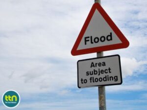 school at risk of flooding